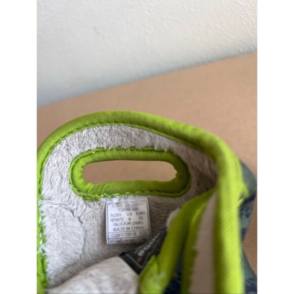 BOGS Infants' Baby II Cool Dino Waterproof Winter Boot Grn size 4C - Picture 5 of 6